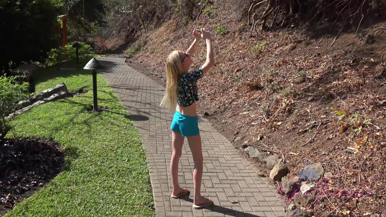 ATK Fans (Girlfriends): Virtuální dovolená v Kostarice s Odette Delacroix část 4
