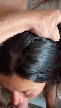 Mijn hoofd zal exploderen meisjes die in de mond willen worden geneukt - vvm-trio - sexy brunettes tonen extreme natte pijpbeurt in pov
