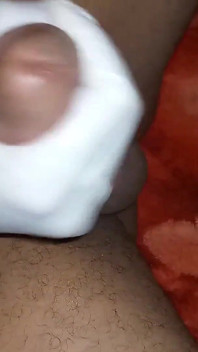 avec des gants pour la première fois