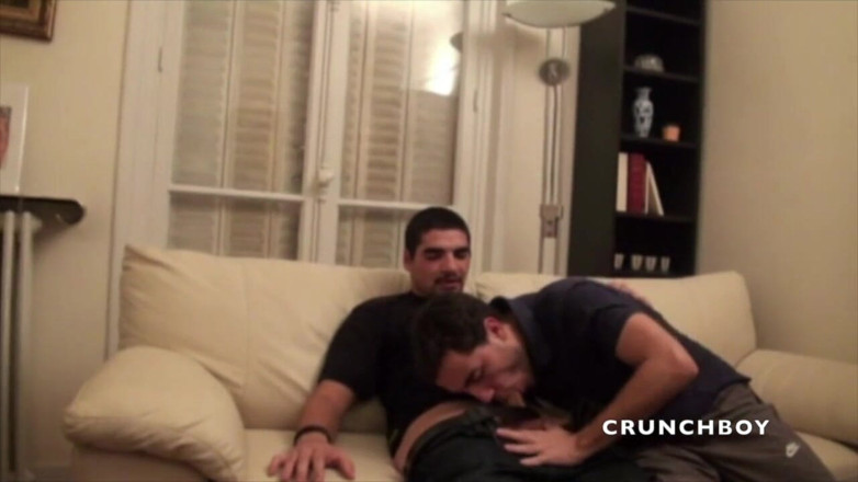 Crunch Boy: Julien โดนหนุ่มตรงอยากรู้อยากลองเย็ด