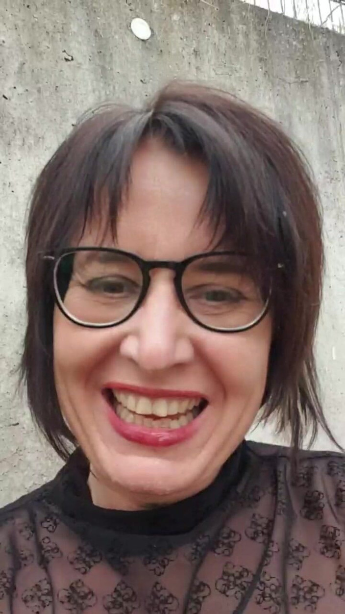 JulieEroticDress: Julie cu bijuterii noi cu piercing