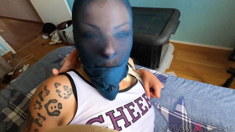 Nylon Xtreme: POV Natacha Guapa cheerleader geneukt met glanzend bruin