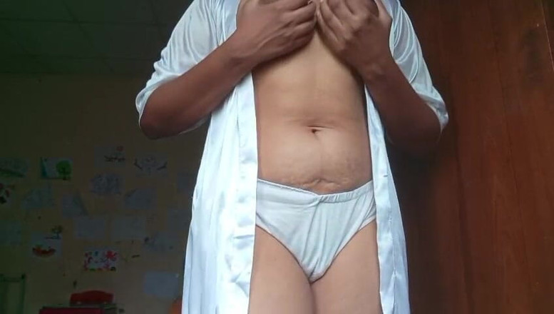 Miya White: Intensivt finger onani av klitoris och penetration 08:10 Intensiv finger onani...