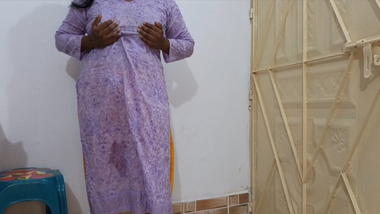 Skakoi: 德西女孩 vabi 单身最热辣的真实视频