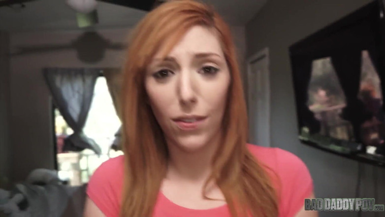 BadStepFamilyPov: Lauren Phillips 1, zrzavá chlupatá kundička, mladá skank jezdí na péru...
