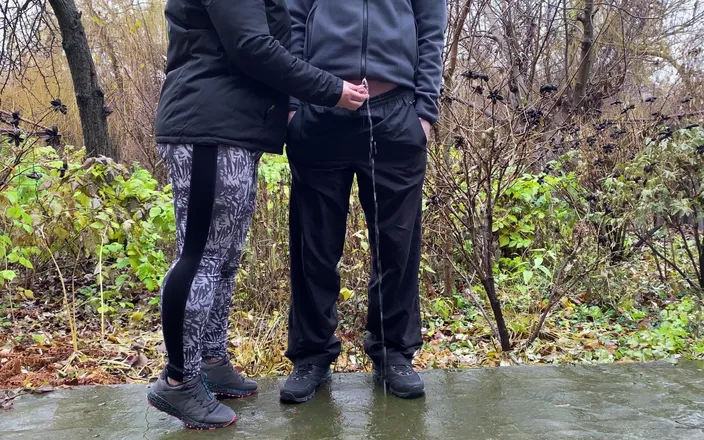 OurFetishLife: Sports mother-in-law after jogging in the park holds son-in-law's penis