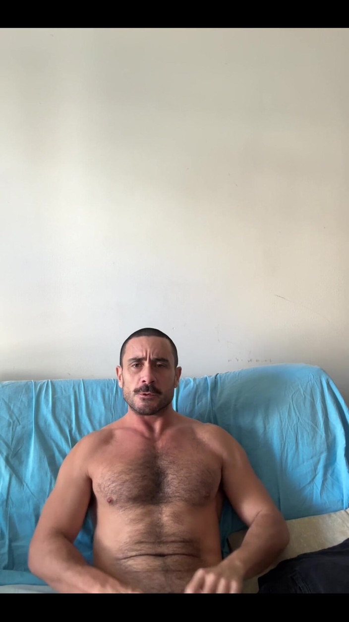 DanielWolfOK: Feliz sexta-feira !! 