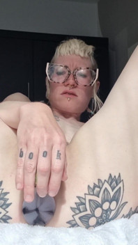 Cute Mini Aliens Clip with Buttplug & Dildo Orgasm