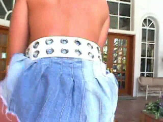 Radical: Sexy špinavá děvka prostě zbožňuje sperma na tváři