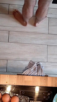 Top Chef Desnudo: Snauwflake Está Cocinando Panqueques