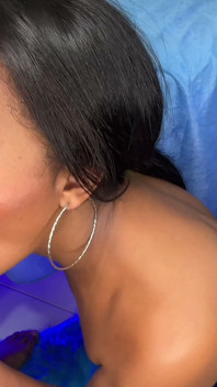 Masseur Fucks Client's Ass After Relaxing Massage.