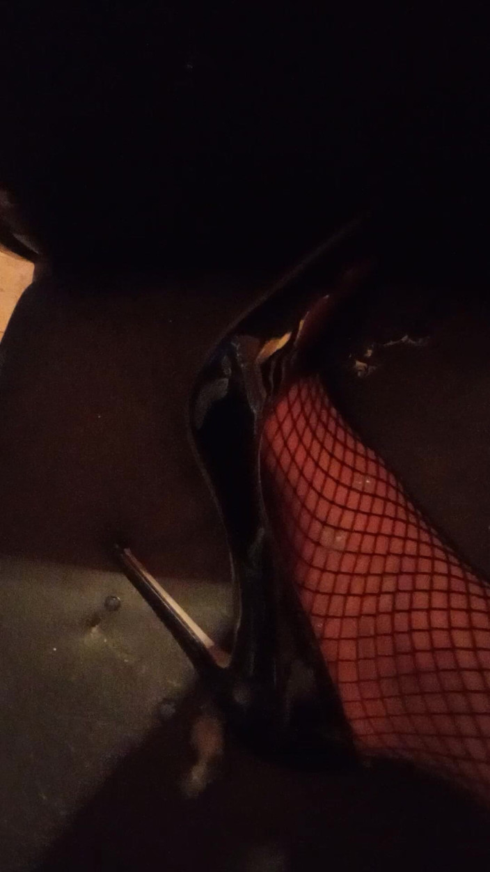 Georgia cross: Büyük yarak boşalması