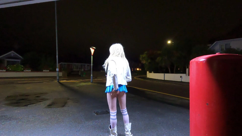 The Midnight Minx: Themidnightminx buitenscherm