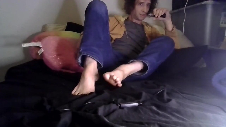LilTaste: Vaping &amp; Foots Fanclub