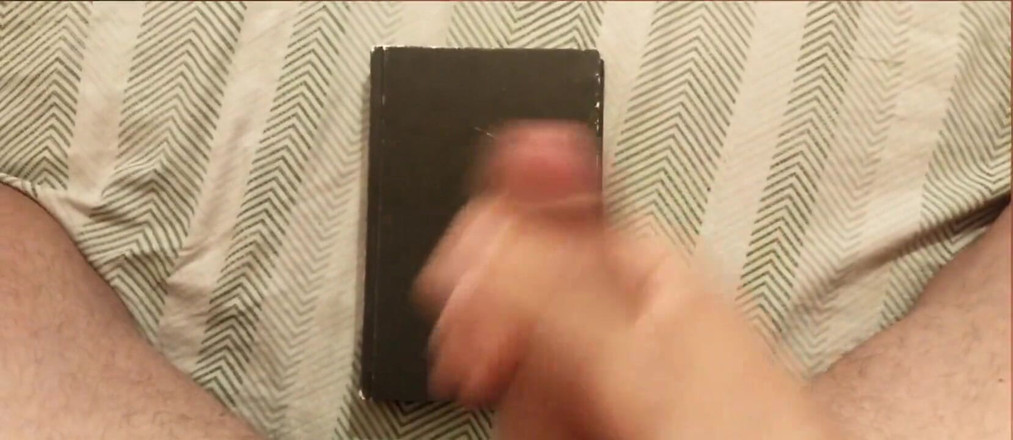 Lo Zborro: 私の淫らな隣人が私のパンティをバルコニーに投げ捨てました。