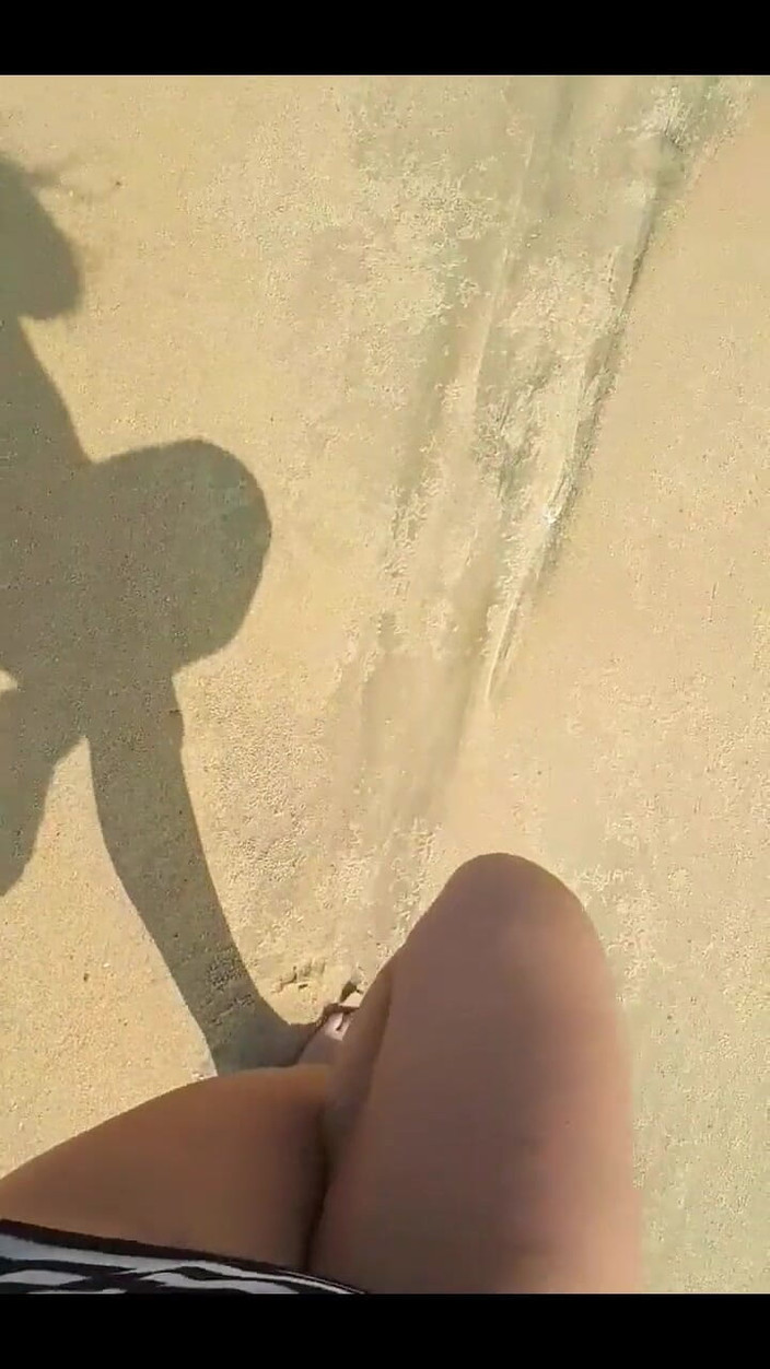 FrauleinP: Desespero no xixi na praia
