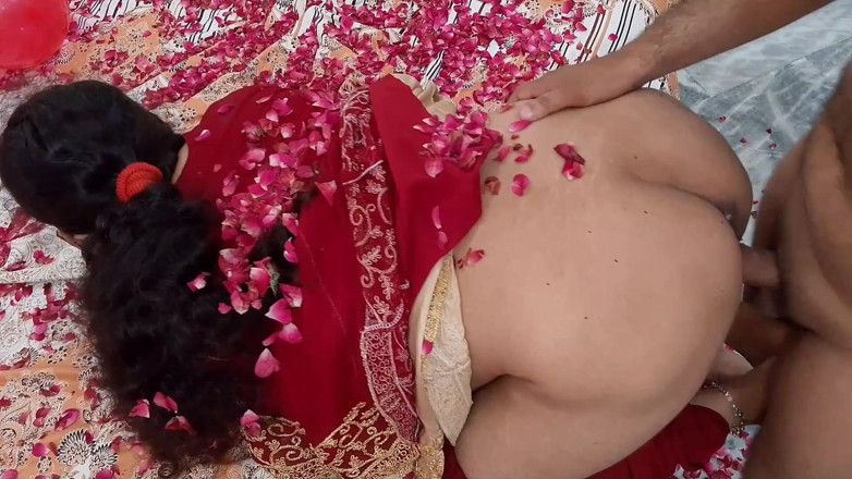 QueenbeautyQB: Indian Suhagrat First Night Sex