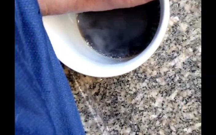 Alpha Beto: Goon i wyślij moje wskazówki dla dużego kutasa z kawą