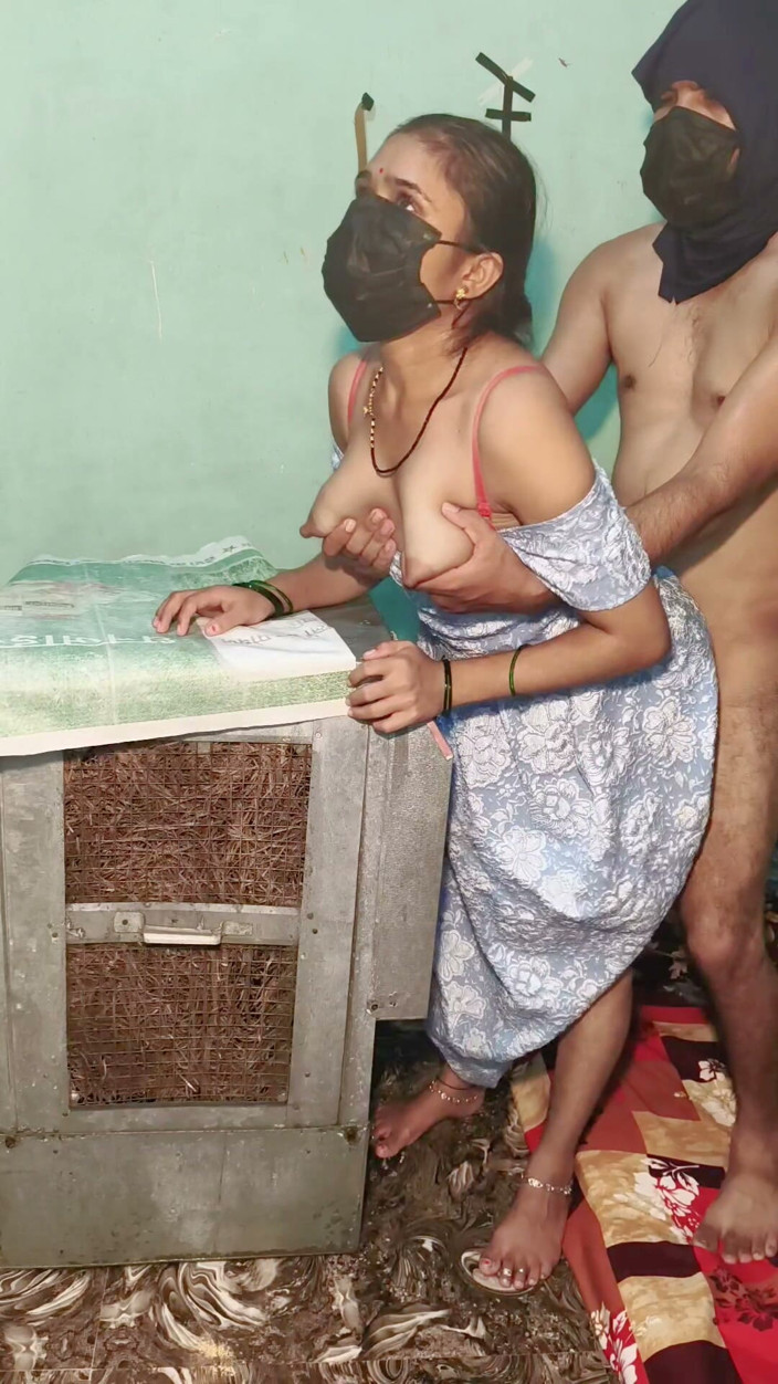 yongboy1: Indian Beautiful Girl First Time college girlfriend doggy style Sex...