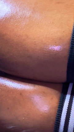 Stretching My Pussy Part 1