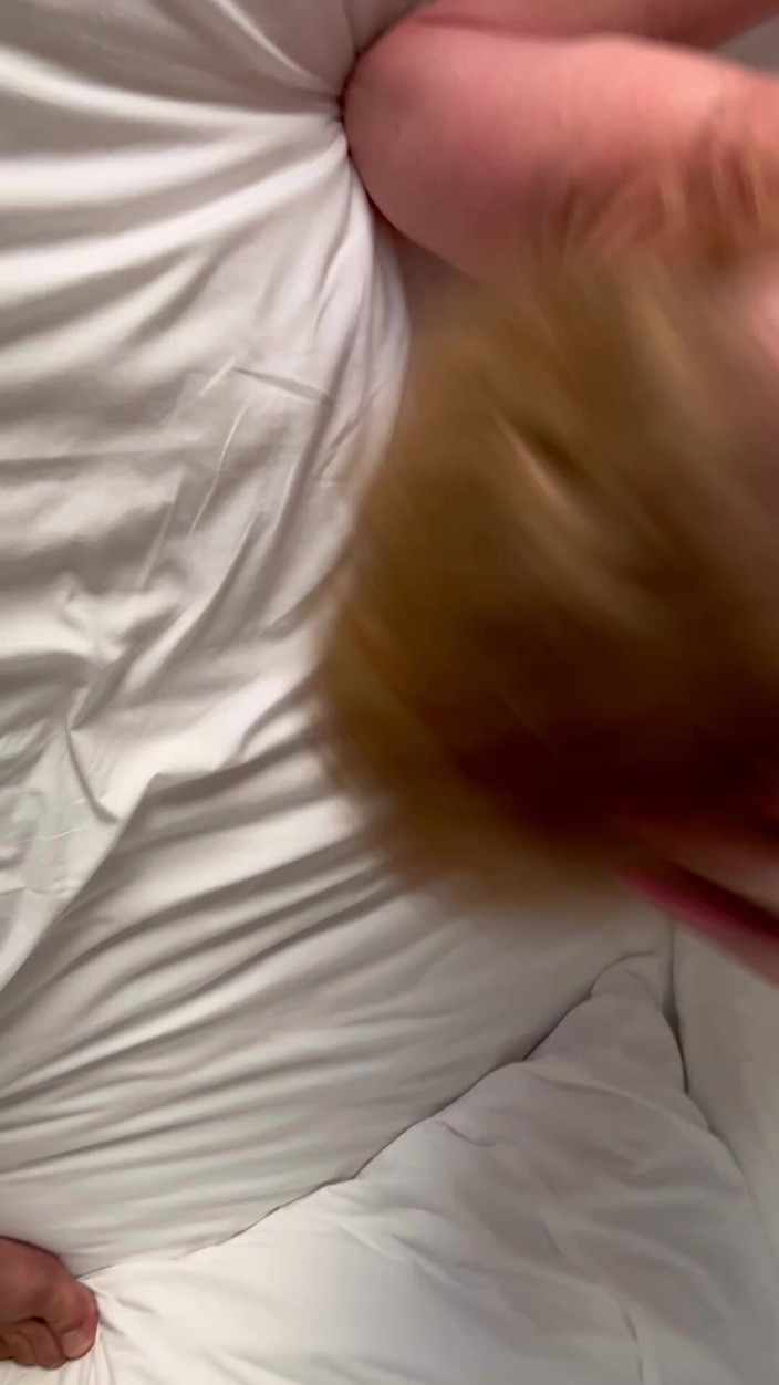 Danni Jones: Danni Jones Memberikan Pemandu Lapangan Terbangnya Tip Yang Luar Biasa