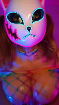 Una coppia vera trasforma la fantasia hentai in realtà. Lilykoti