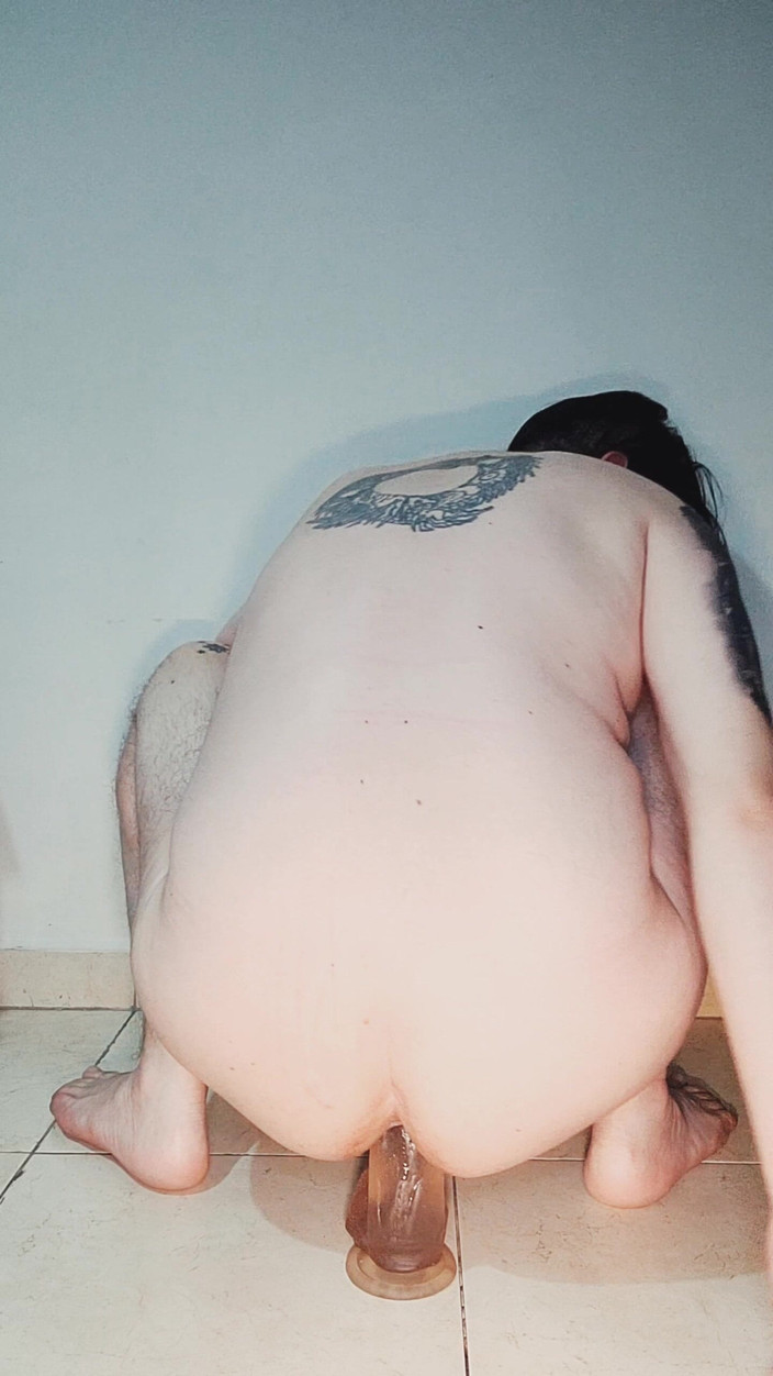 SlutClosetedfag: Troia in allenamento