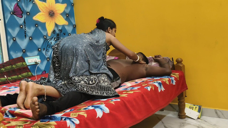 Nikku: Desi village Bhabhi Devar ka chudai vero fatto in casa...