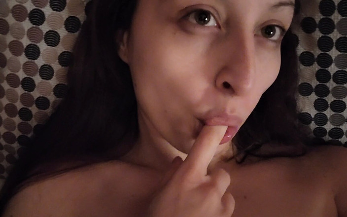 DashaXX: German teen 18+ dirty talk