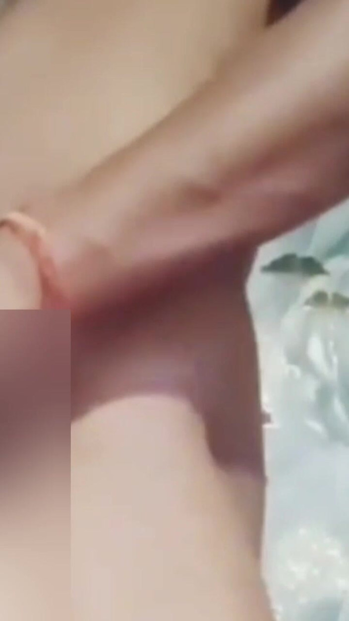 Desi Tits: 흑인 대물 자지에게 따먹히는 거유 밀프