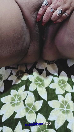 Muskaan bhabhi xxx: Stiefschwein braucht hilfe, aber es wird zu einer geheimen fantasie