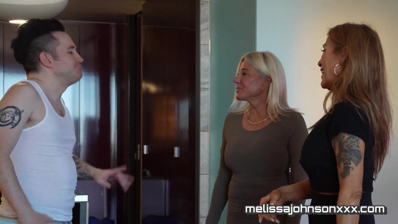 Melissa Johnson: Schetsmatige yoga