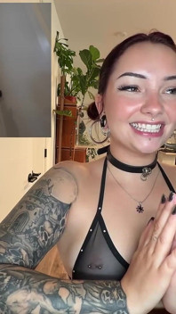 听话的大屁股黑发荡妇第一次被支配！