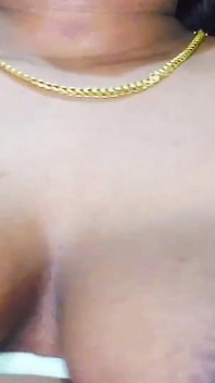 Tesão indiana menina sexo com namorado leite peitos