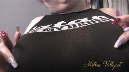 Mxtress Valleycat: Big beautiful boob bouncing