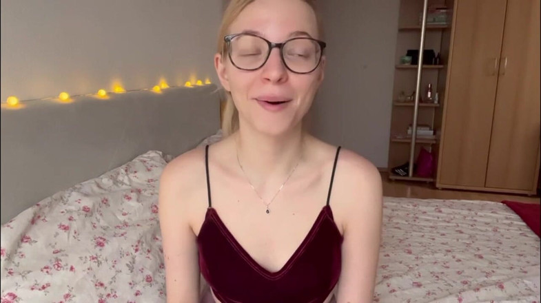 Goddess_Bella_Rae: C’est comme ça que je suis passé du rouge vibrant à une...