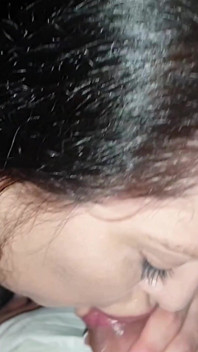 Rosalina Love Chupa Mi Polla En El Auto Y Lame El Semen