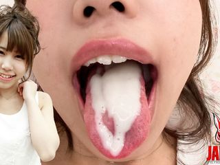 Japan Fetish Fusion: Misaki&#039;den oral seks için tükürük