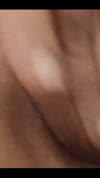 Rubbing My Clit