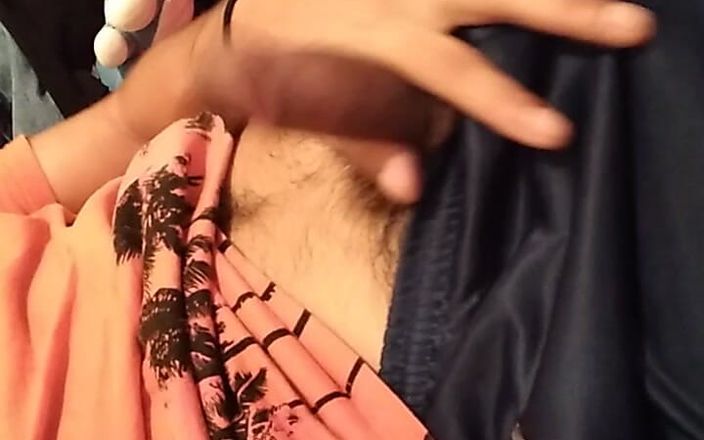 AlexAlejandro13: Підійди до мене в ліжко, у мене дуже гарячий час