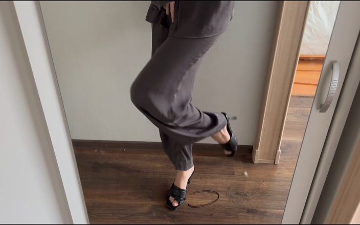 Skinny_lady69: Show All My Shoes