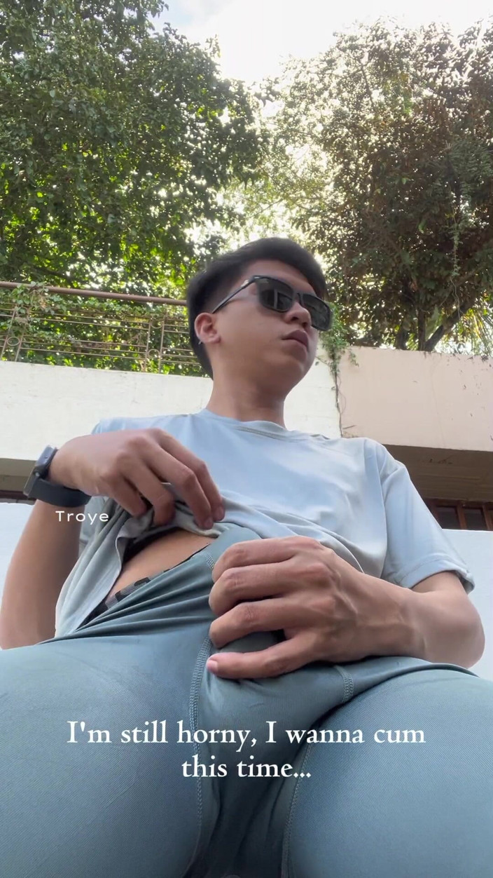 Troye_AsianPinoy: I Went Jogging at the Park and Almost Got Caught