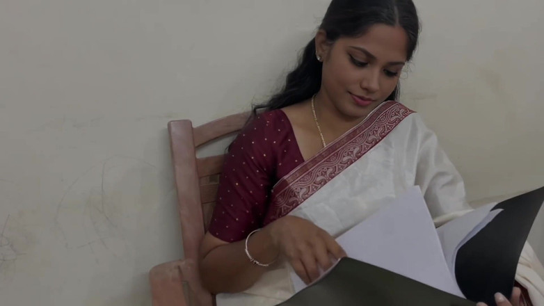 Desisexqueen: India maestra y directora haciendo video