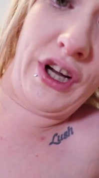 Čichání vůně holandské blondýnky se promění v chov bukkake Cumdump