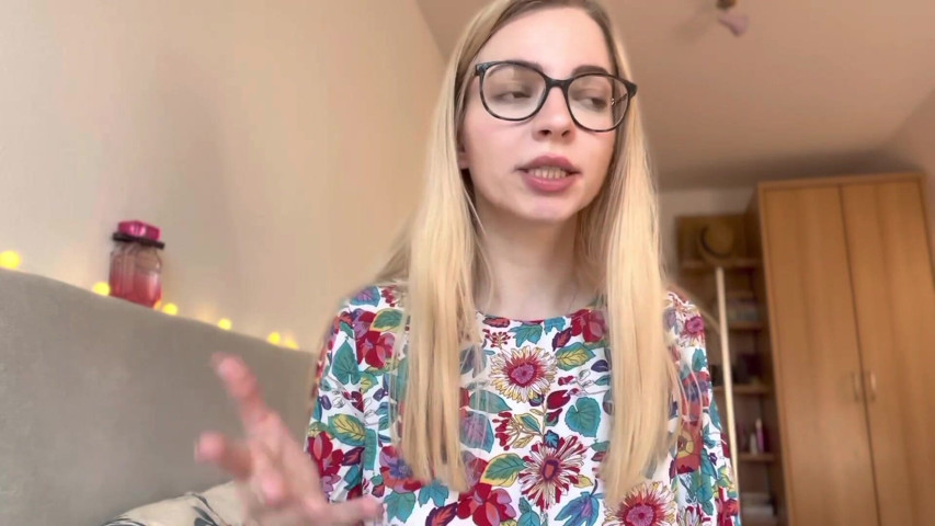 How to Make a Dominatrix Interested (Goddess BellaRae) How to Make a Dominatrix Interested (Goddess BellaRae)