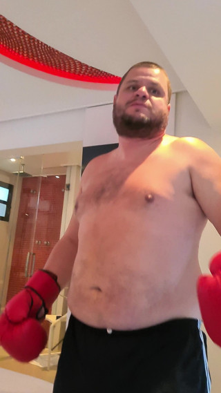 Punchbagplz: (pov) Medvědí boxer vás dominuje