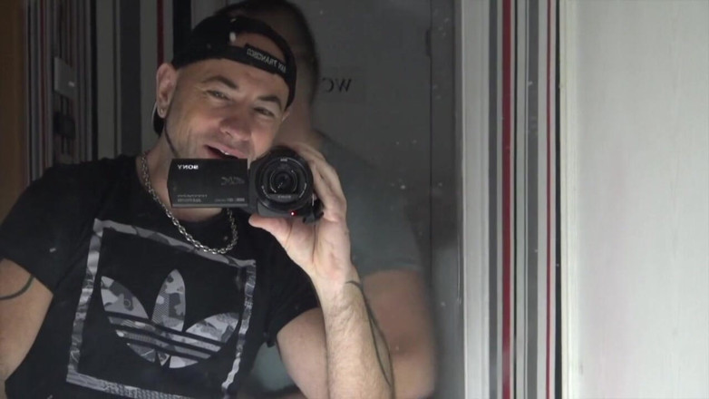 Gaybareback: Romantik used raw by Stepdaddy and creampied