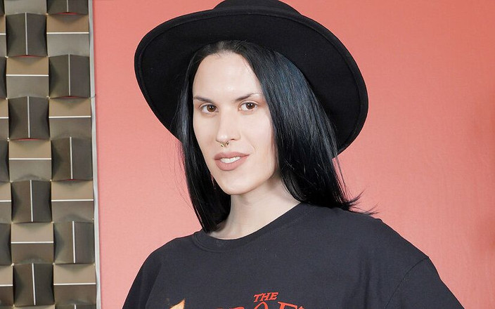 Grooby Girls: Groobygirls: Pulangan Robin