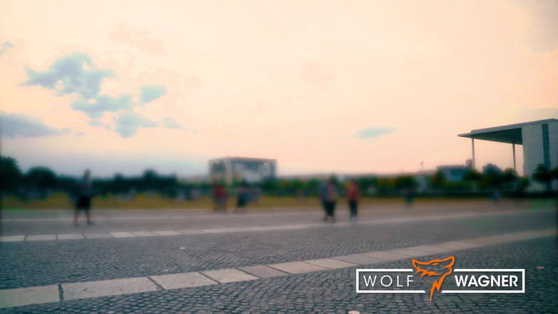 Wolf Wagner.love: Nimfa sexy Anastasia îi face pula să explodeze! LUPUL WAGNER