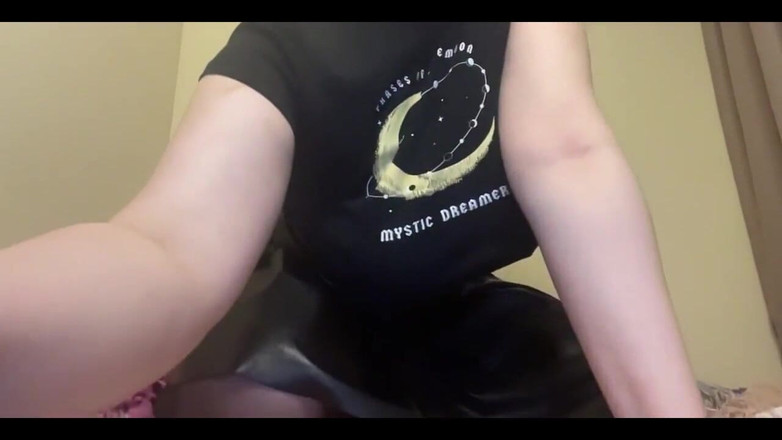 JuiceLussie: Gra z kamerą internetową